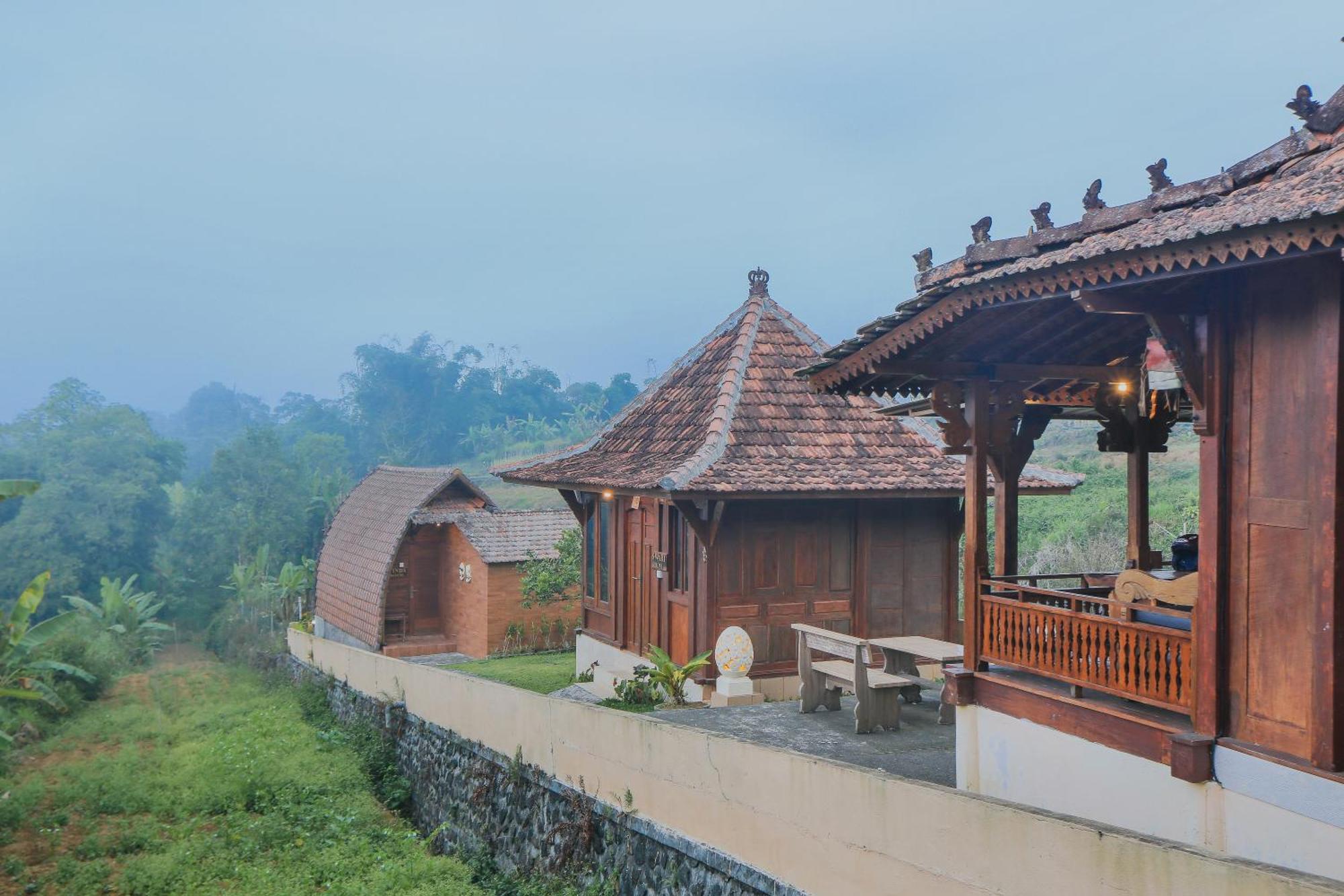 Tunjung Sari Villa Bedugul Bedugul  Buitenkant foto