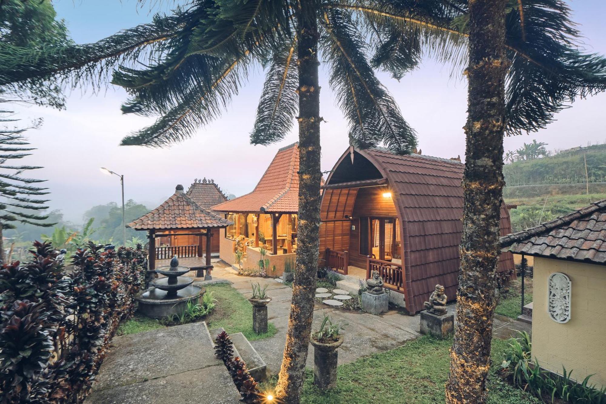 Tunjung Sari Villa Bedugul Bedugul  Buitenkant foto